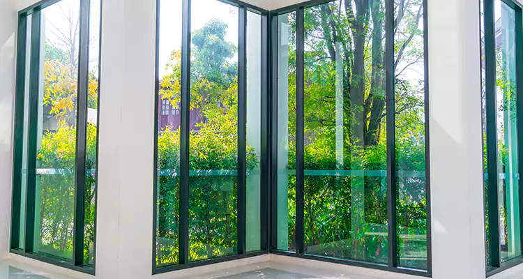 Folding Glass Balcony Door Repair in Eustis, FL